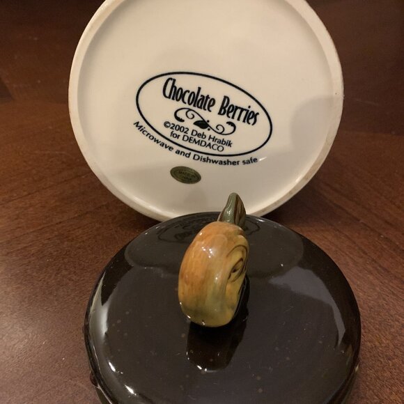 Chocolate Berries Ceramic Sugar Jar by DEMDACO - Hand-Painted 2002 - Picture 6 of 6